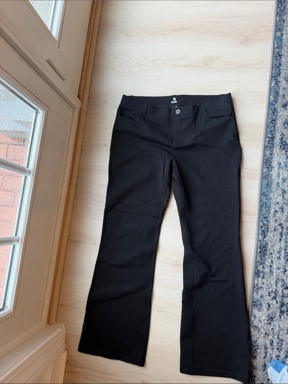 Black Flare trousers for Women - Stretchy